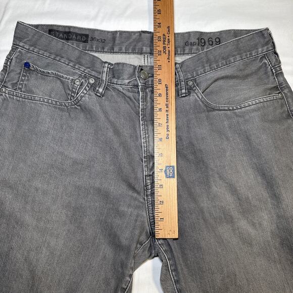 Gap 1969 Jeans Mens 36x31 Gray Straight Leg Denim Clean Water Wash 100% Cotton - Picture 9 of 14
